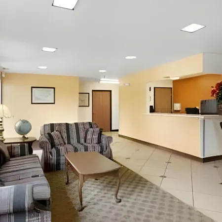 Super 8 by Wyndham Danville