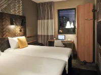 Ibis Casa-Voyageurs Hotels near Mers Sultan