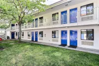 Motel 6 Pinole, CA