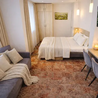 Home Apart-Hotel Vilnius Hotels near Užupis
