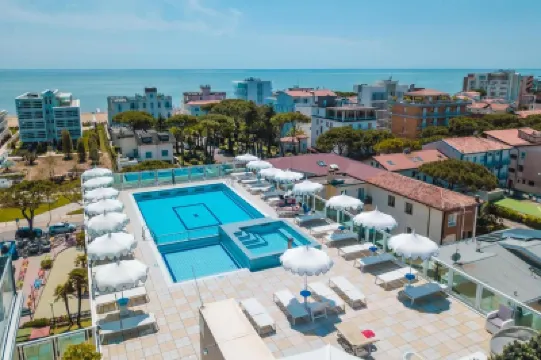 Hotel Colombo Отели в г. 