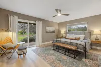 Three Oaks - Perfectly Designed Nature Escape!