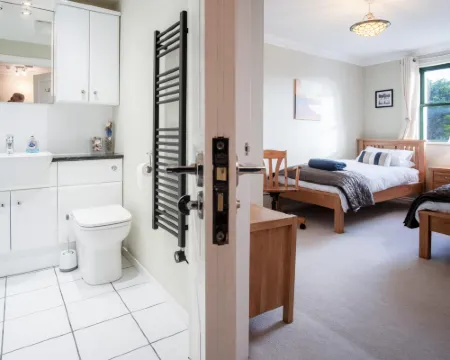 13 St Bride's Bay View - 4 Bedroom - Broad Haven Hotels in The Havens