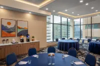 Hampton Inn By Hilton Calgary Downtown - 2-Star