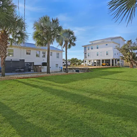 Caroline's Cottage by Pristine Properties Vacation Rentals