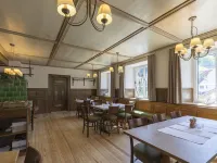Landgasthaus Grüner Baum Hotels in Simonswald