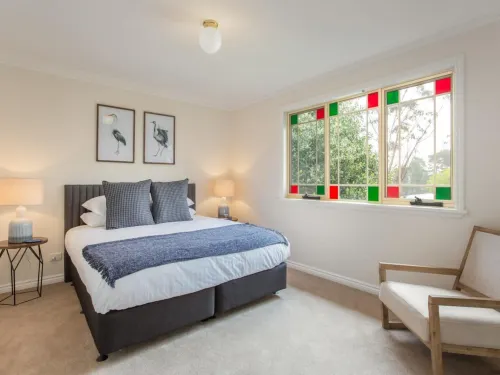 Stunning Katoomba Home with Lush Garden&Playground
