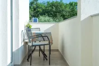 Apartments Kamenar