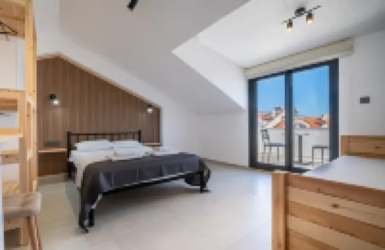 이시크 아파트 다카