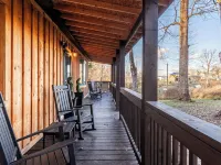 Getaway Cabin – Deck, Fire Pit & BBQ Near Gorge ワイルダーネスのホテル