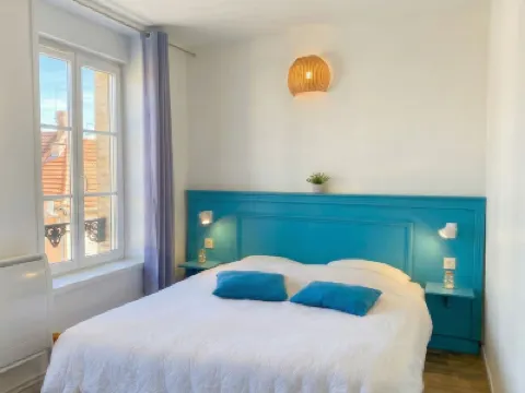 Le Nid Douillet - Chambre Privative au Centre de Bourbourg, Proche commodités et Gare Hotels in 