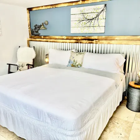 Olancha RV Park and Motel