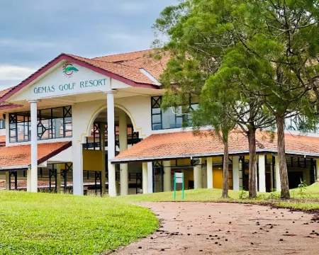 Gemas Golf Resort Hotels in Tampin
