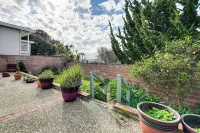 Casa Luna - Mtn Views in South San Francisco!