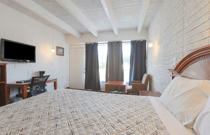 Sonrise Inn Lincoln Hwy by OYO
