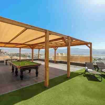 Sunny Rooftop Poolside Panoramic View Fitness & Recreational Facilities