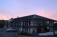 SureStay by Best Western Atlanta Northeast