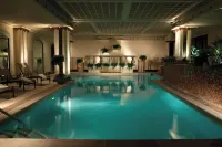 Peabody Memphis - Pool
