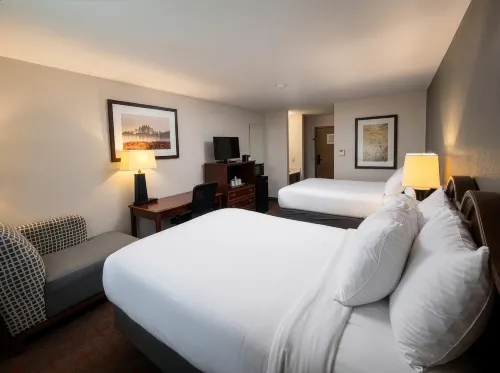 Harbor Winds Hotel