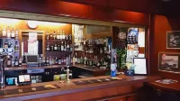 The Kelvin Hotel - bar