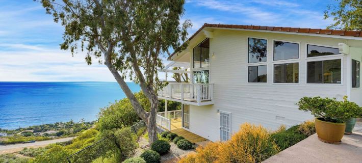 Pacific View Malibu by Avantstay Oceanfront Retreat + Ocean Views Hotels in Malibu