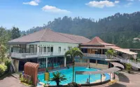 Sun Q Ta Hotel Guci Tegal - Pools