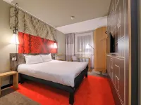 Ibis Gdansk Stare Miasto Hoteles cerca de Puente largo