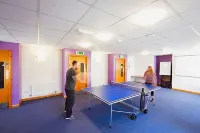 Bushmills Hostel - parking
