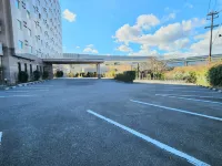 ホテル ルートイン第2亀山インター - 駐車場