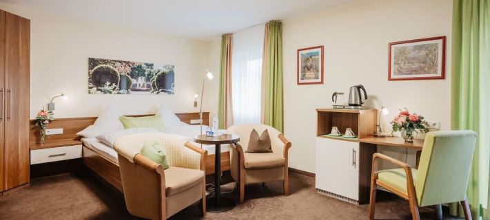 Hotel Garni Vier Jahreszeiten Hotels in Lower Bavaria