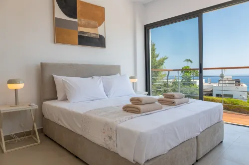 Esprit 27, Fully Renovated 3 Bedroom villa with amazing sea views - Villas