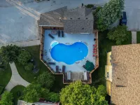 Blue View Chalets - ที่มีสระว่ายน้ำ