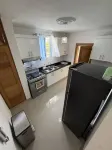 2BR Apt Near HOMS & Airport w Parking w WiFi - 公寓