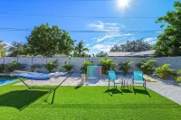 Sports Court Playground Putt Putt Spa Pool - Jacuzzi