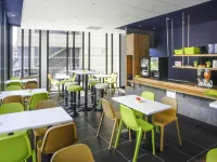 Ibis Budget Poitiers Centre Gare - فطور