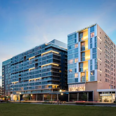 Residence Inn Washington Capitol Hill/Navy Yard Hotel dekat Arena Nationals Park