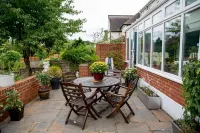 Bay Tree House Bed & Breakfast - Bed and Breakfast