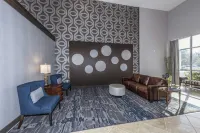 DoubleTree by Hilton North Charleston Convention Center - 4 stelle