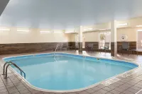 Fairfield Inn & Suites Minneapolis St. Paul/Roseville - parking