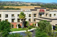Hampton Inn & Suites Paso Robles - parking
