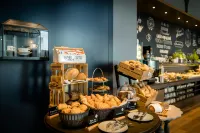 Motel One Dresden am Zwinger - 3-Star