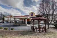 Comfort Inn & Suites Statesville - Mooresville - 2-Star