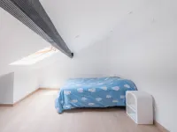 Renovated studio in the attic — Paris 30 minutes away - Homestays