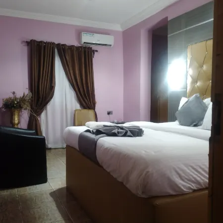 Seth Hotel