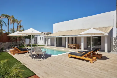 Evdokia Suites - Pet Friendly