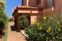 Apartment Sleeps 8 With Pool and Parking - 2-Star
