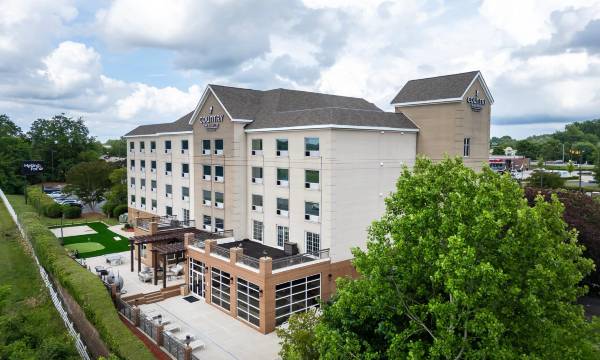 Country Inn & Suites by Radisson, Lake Norman Huntersville, NC