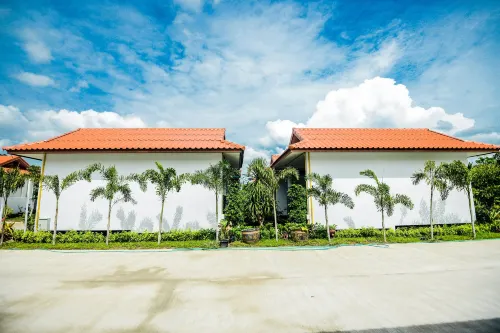 Nangrong Garden Home Hotels in Nang Rong District