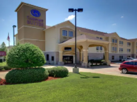 Comfort Suites Tyler South Hotels in Tyler