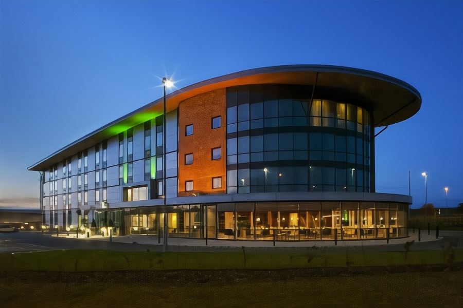 Holiday Inn Salisbury - Stonehenge